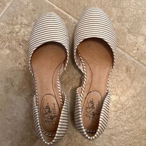 Life Stride size 7 1/2 espadrilles